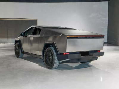 Tesla Cybertruck Фото №6